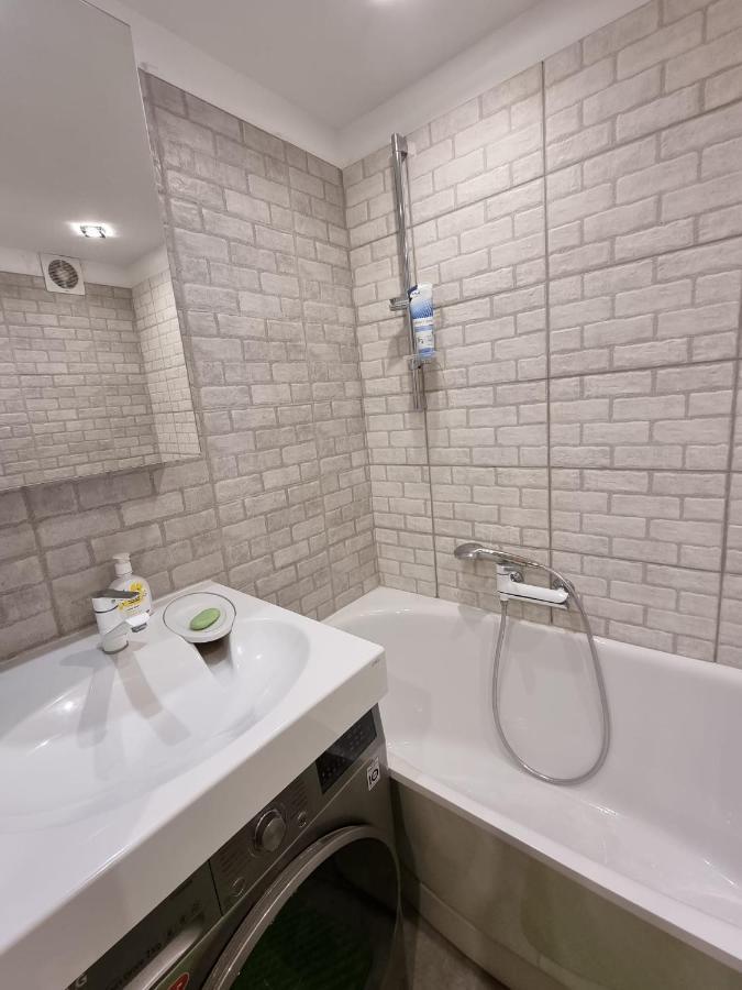 Margo-Apartament Ventspils Ngoại thất bức ảnh